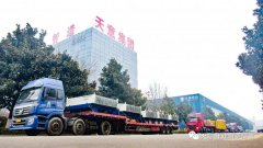 堅守丨春節(jié)臨近忙發(fā)貨，滿足客戶的需求是我們永恒的追求